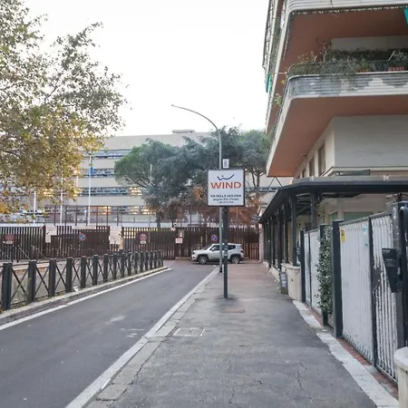 Almond Tree Vatican בית הארחה *